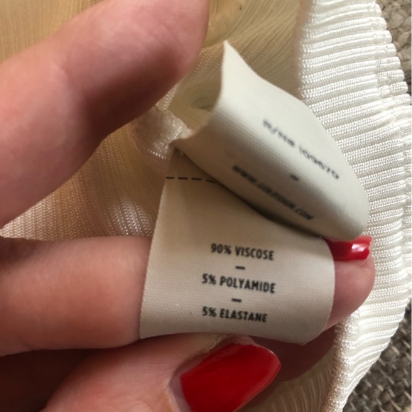 Goldsign ribbed asymmetric top - Picture 6 of 6